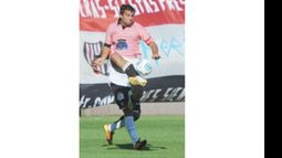 Zúccaro se recupera de un golpe en el tobillo izquierdo..