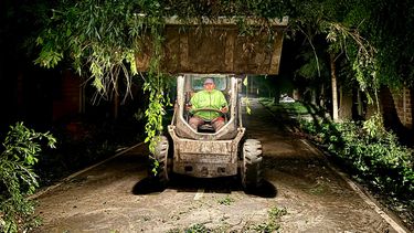 Las ramas y troncos caídos son una de las peores consecuencias del temporal.