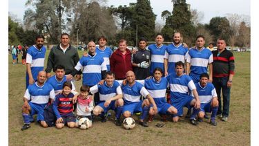 ADENTRO. Pese a empatar 3-3 con Derqui, Villa del Carmen se clasificó a los playoffs..