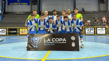 EQUIPO. La Primera División de Peñarol comenzó con triunfo su camino a la gloria. EQUIPO. La Primera División de Peñarol comenzó con triunfo su camino a la gloria.