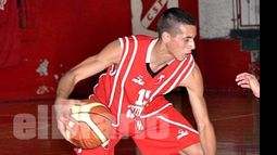Gallardo hizo 16 puntos en la caída del Sub 17..