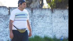 PENSATIVO. Tachuela Zúccaro prepara al nuevo Flecha para jugar en el Barraza..