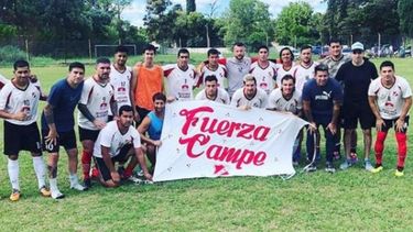 CAMPE PRESENTE. Sportivo vuelve a la competencia tras el luto por su DT..