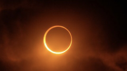 Eclipse Solar en Aries: manifestando nuevas metas