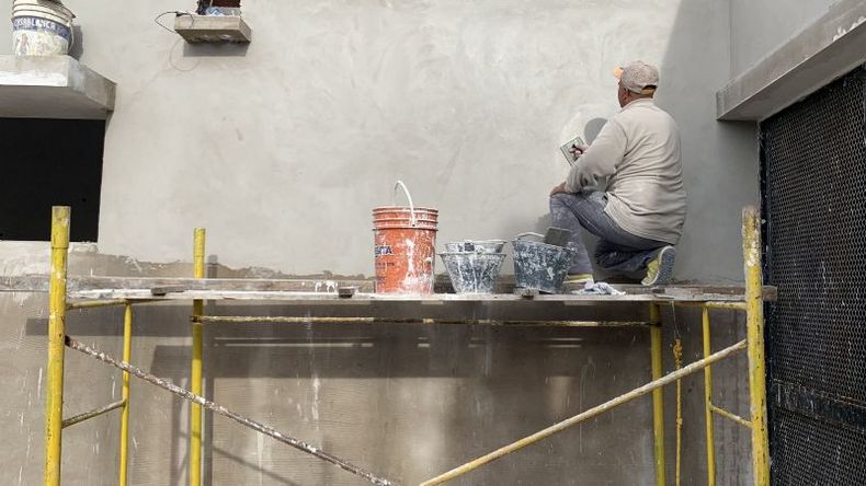 ESCUELA EN OBRA. Los trabajos alcanzarán a 15 escuelas de Pilar, Del Viso, Alberti, Lagomarsino, Villa Rosa y Derqui..