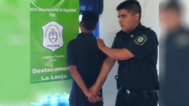 Se llevó a su bebé por la fuerza