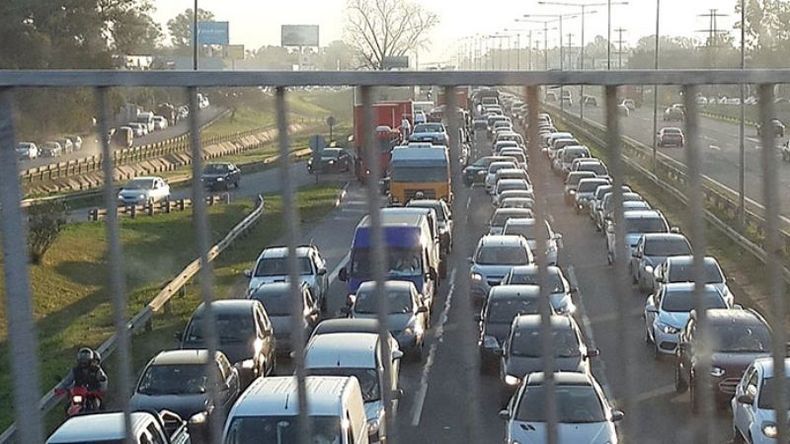 DESDE EL MIÉRCOLES. Aumentos y más “horas pico” en Panamericana..