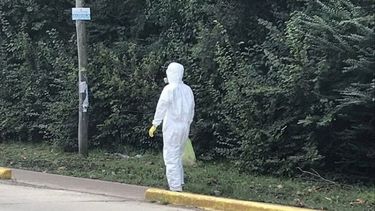 el hombre del traje: el primer adelantado