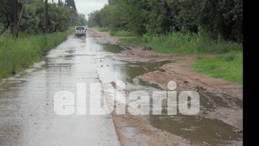 La mano no asfaltada sufre las consecuencias de cada tormenta..
