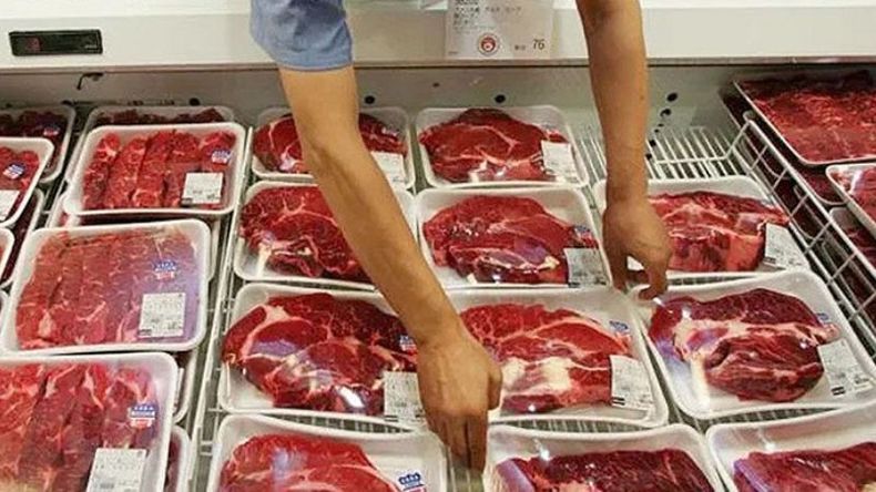 GÓNDOLA. Los distintos cortes estarán congelados el fin de semana. .