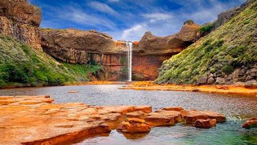 ¡Una cascada oculta de la Patagonia es única en el mundo!