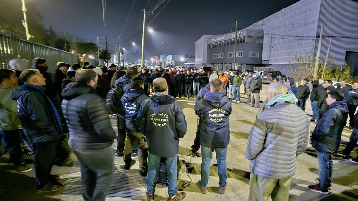 Movilización en las puertas de Kimberly Clark tras el anuncio del ...