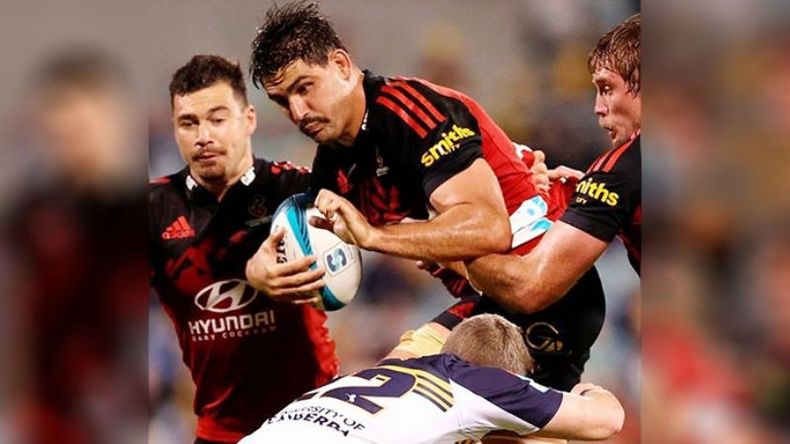ARRASTRA. Pablo Matera es un puntal clave para los Crusaders..