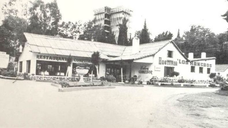 DÉCADA DEL 80. Así lucía la Hostería Los Ranchos, a la vera de la Ruta 8. .