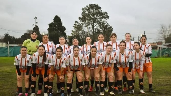 EQUIPO. La formación de Zelaya que jugó como local el duelo de ida.