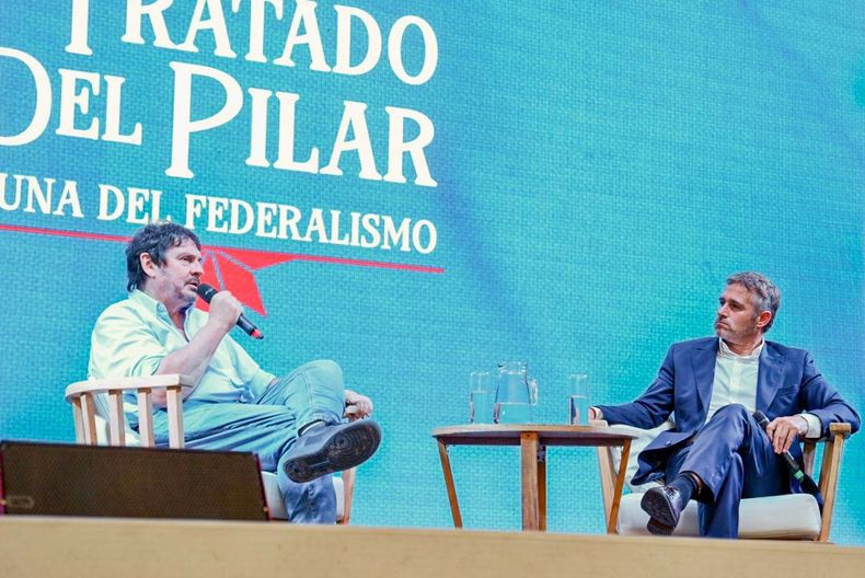 HISTORIA El intendente Federico Achval con Felipe Pignanbspnbsp