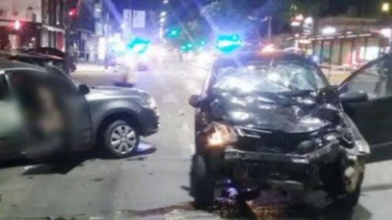 ESCENA. Así quedaron los vehículos tras el choque fatal..