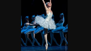 Eleonora Cassano llega a Ballet Estudio VGL.