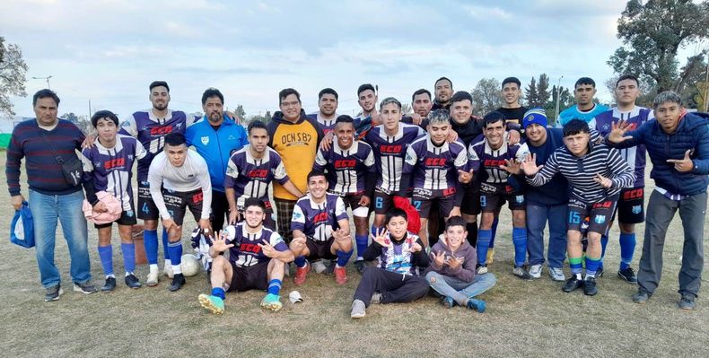SIETE. Flecha Azul se recuperó con una goleada en casa y es líder.