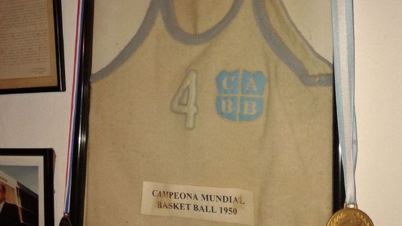 La camiseta del Mundial 50, un tesoro..