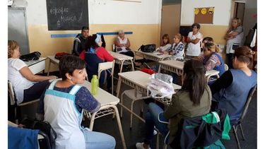 EN EL AULA. Ayer comenzaron las asambleas por escuela..