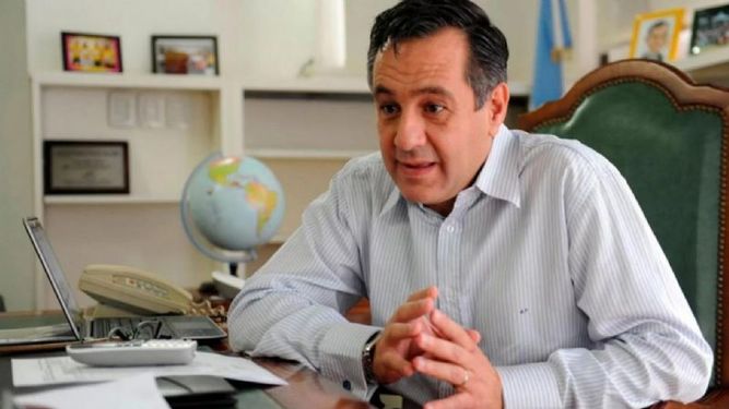 Convocan a docentes para discutir un convenio marco