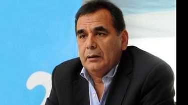 A MEDIAS. Molina, entre la crítica y el apoyo..