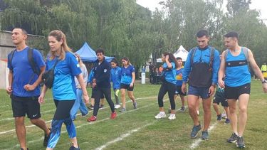 La jornada de atletismo se tiñó de azul por el Mes del Autismo.