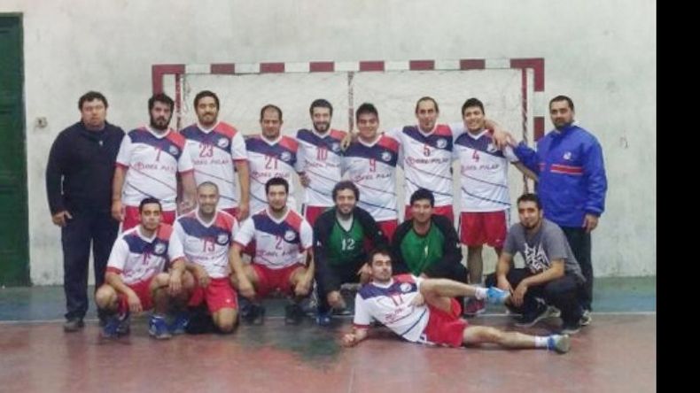 DEMOLEDOR. La Primera masculina de Muni marcha 7ª en la Quinta División..