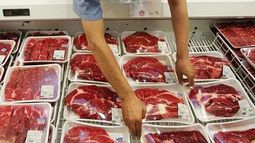 GÓNDOLA. Los distintos cortes estarán congelados el fin de semana. .