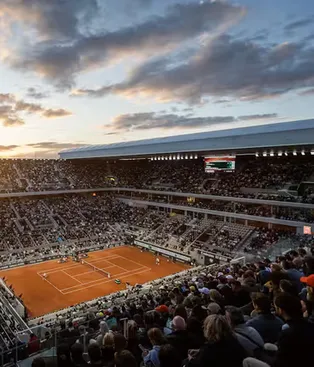 Roland Garros: por qué se llama así y desde cuándo se juega en Francia Roland Garros: por qué se llama así y desde cuándo se juega en Francia