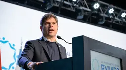 EN CÓRDOBA. El gobernador Axel Kicillof acusó de chantaje al presidente Milei