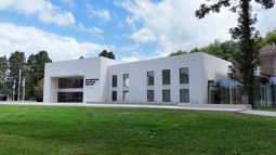 CASA PROPIA. La inauguración del edificio fue el último gran paso de la Universidad. CASA PROPIA. La inauguración del edificio fue el último gran paso de la Universidad.