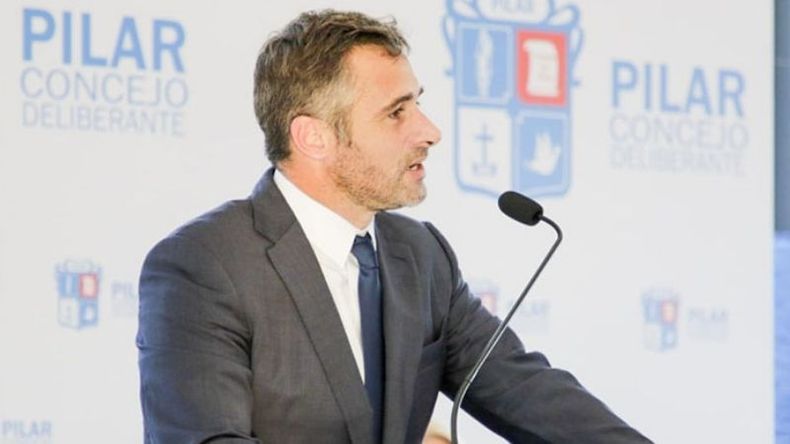 UNIDAD. Achával convocó a encolumnarse detrás del proyecto..