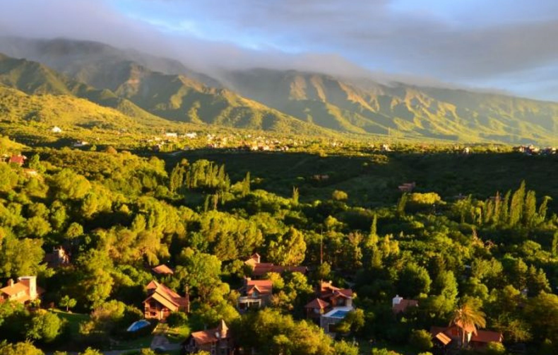 Villa de Merlo, mucho más que un microclima. (argentinamunicipal.com.ar)..png