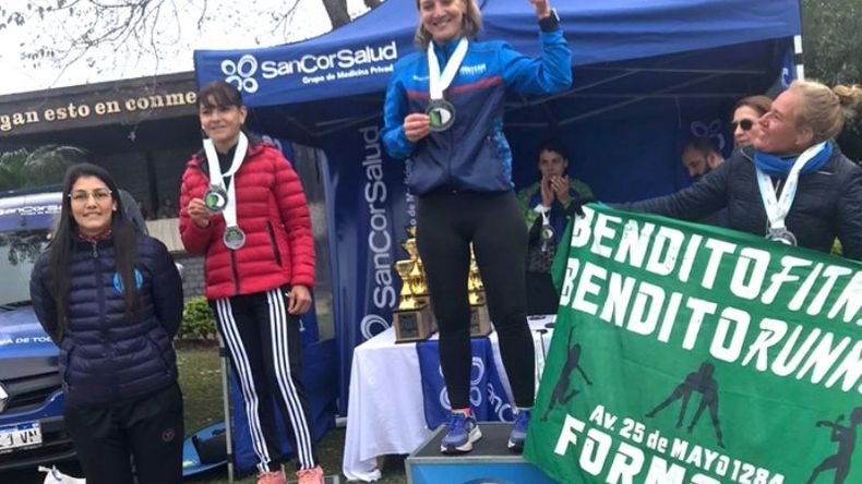 ORO. Mariana en el podio de 45-49..