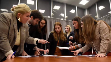 CAMBIO DE ROLES. Los estudiantes asumieron el trabajo de los diputados.&nbsp;