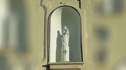 Origen de la imagen de Nuestra Señora del Pilar en la fachada de la Parroquia Origen de la imagen de Nuestra Señora del Pilar en la fachada de la Parroquia