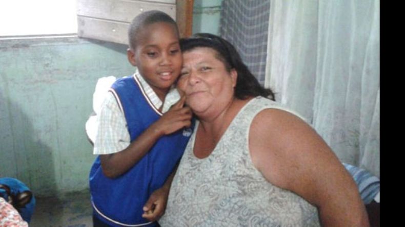 Graciela Fleyta pasa sus últimos días en el país junto a su hijo Emmanuel..