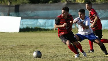 Presidente Derqui lidera la División A con 4 puntos de ventaja..