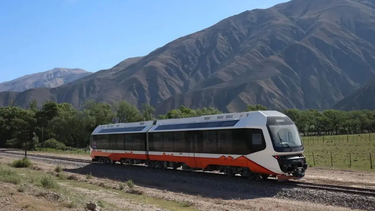 Tren Solar: experiencia única en la Quebrada de Humahuaca