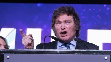 Con más del 97% de las mesas escrutadas, Milei se impuso en las PASO con el 30,04%, en un resultado histórico para La Libertad Avanza (LLA).