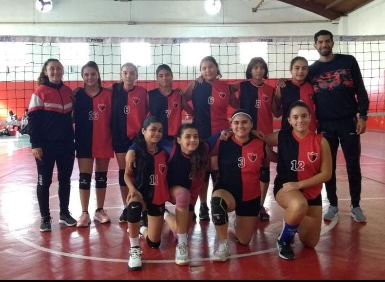 Presidente Derqui define las medallas de la Metro con sus Sub 13.