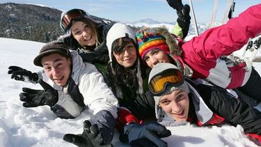 Hay preocupación entre los estudiantes pilarenses por los cargos que podría aplicar la empresa Travel Rock.