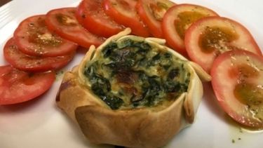 La receta de hoy, tartines de acelga y salsa blanca. .