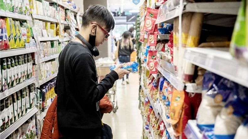 MÁS LEJOS. La Canasta Básica Alimentaria aumentó un 70,6% en los últimos 12 meses..