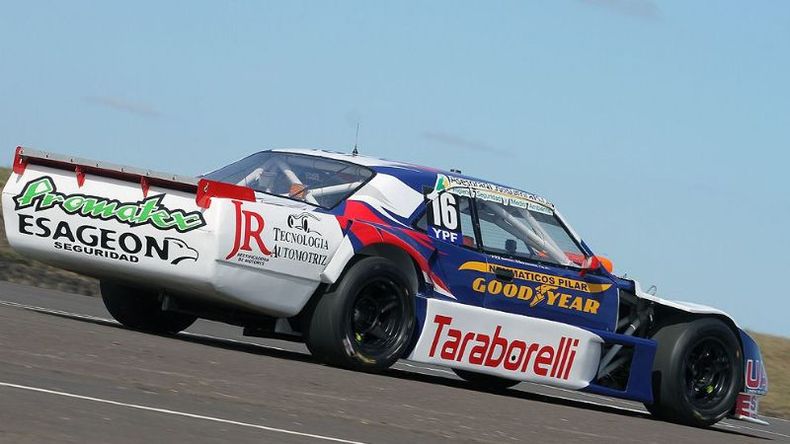 La Dodge de Vázquez, en Concepción del Uruguay..