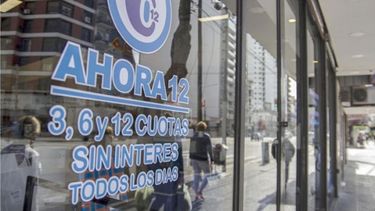 CONSUMO. Todos los productos y servicios se pueden adquirir mediante compra online y en locales adheridos..