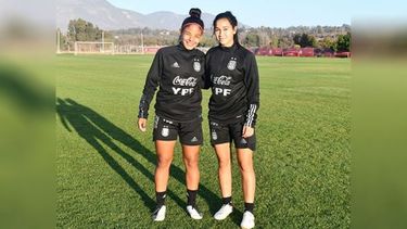 Morena Chachagua y Belén Ludueña..