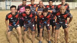 HAY EQUIPO. El plantel de Zelaya que triunfó en Lobos..